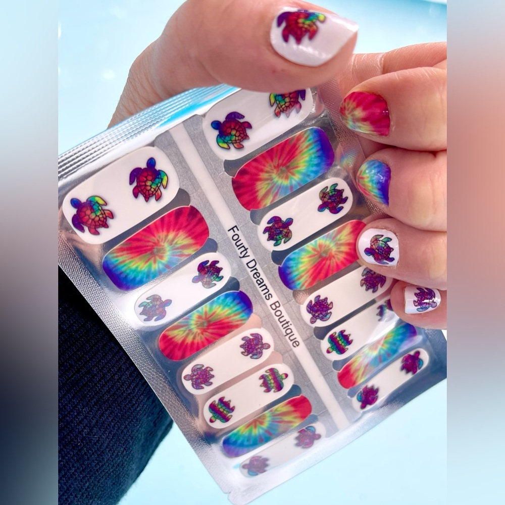Tie Dye sea turtle nail wraps